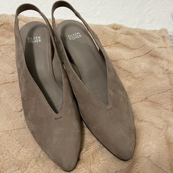 Eileen Fisher Gatwick Nutbuck slingbackblock heels size 9